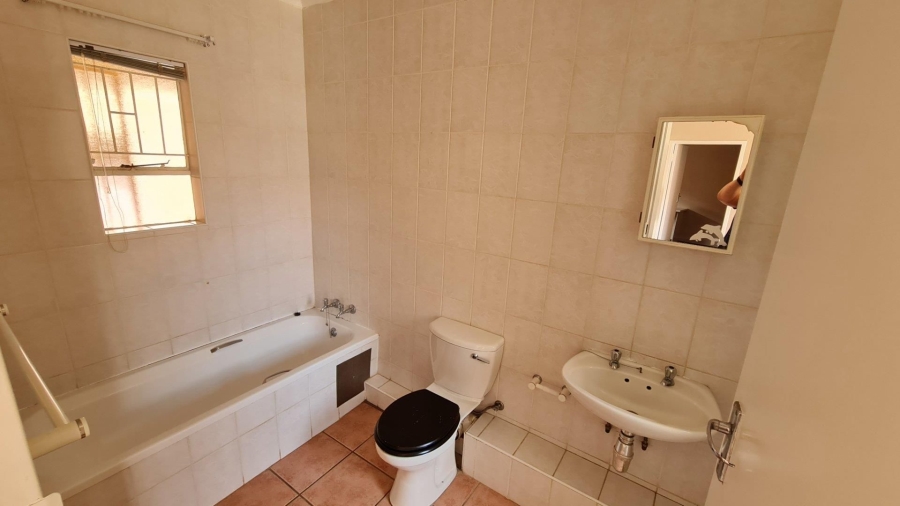 2 Bedroom Property for Sale in Die Bult North West